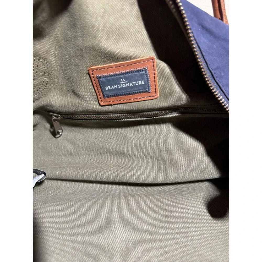 LL Bean Signature Waxed Canvas Duffle Bag Navy Blue Leather trim 22